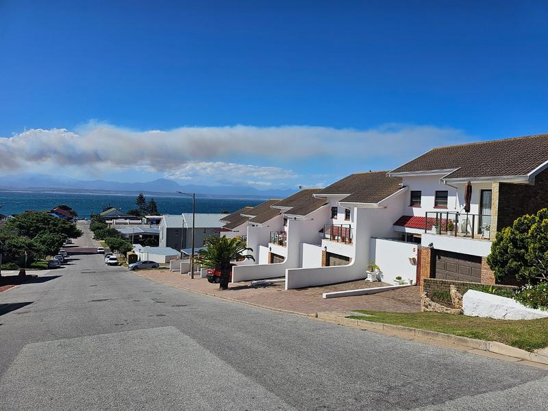 3 Bedroom Property for Sale in Mossel Bay Central Western Cape